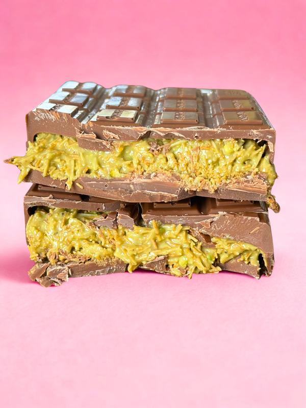 Fix Dubai ChocolatesĀ® Luxe bar (220g)